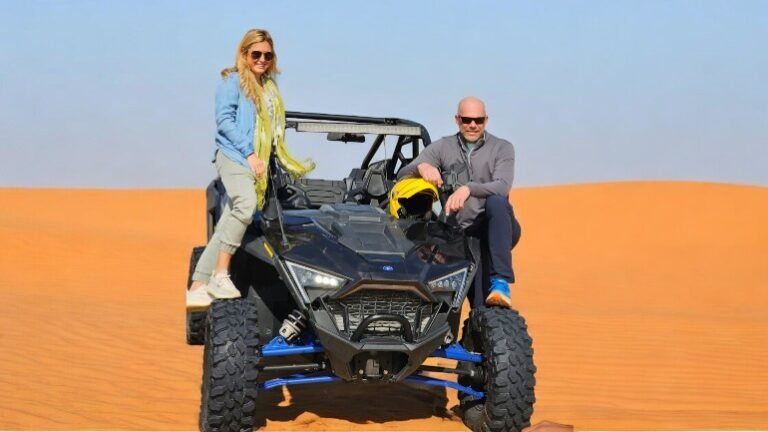 Dubai desert dune buggy